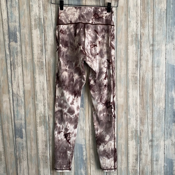 Gymshark Elevate Leggings in Cement Brown Spray Dye | Size Small - Picture 6 of 12